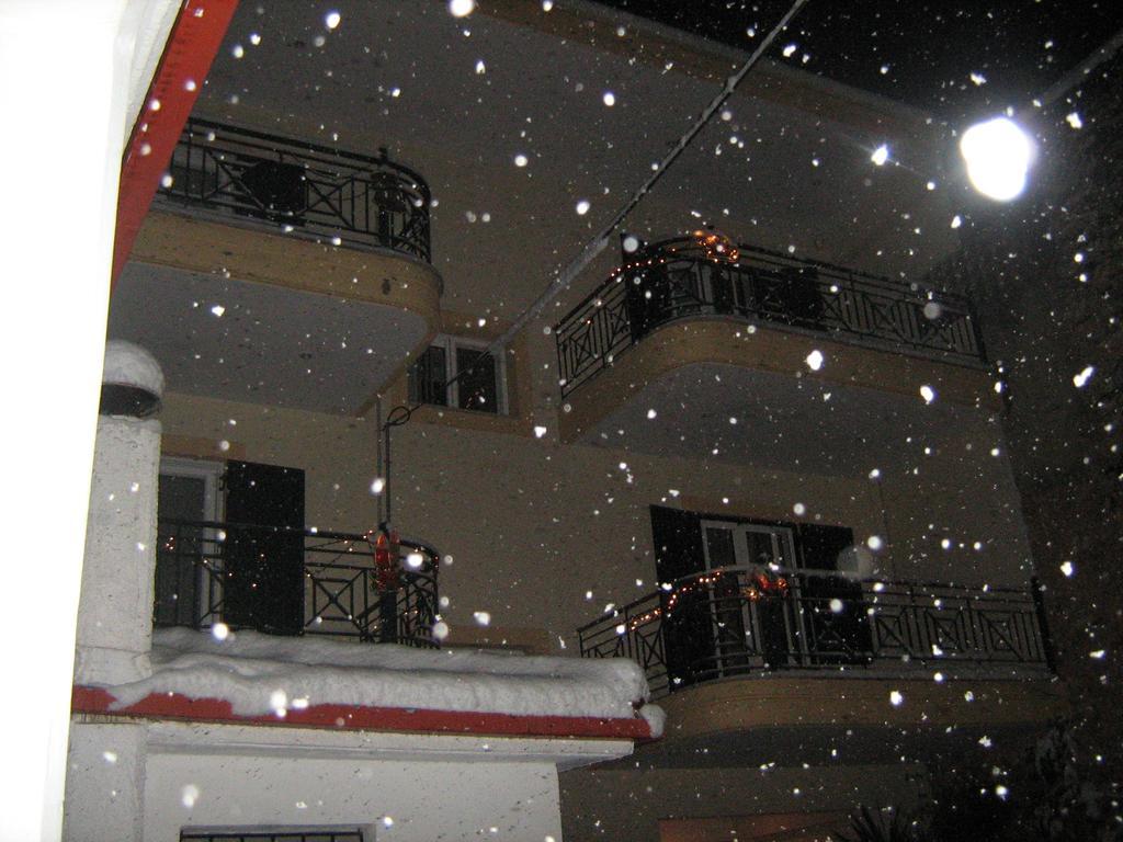 Filoxenia Apartment Levídhion Exterior foto
