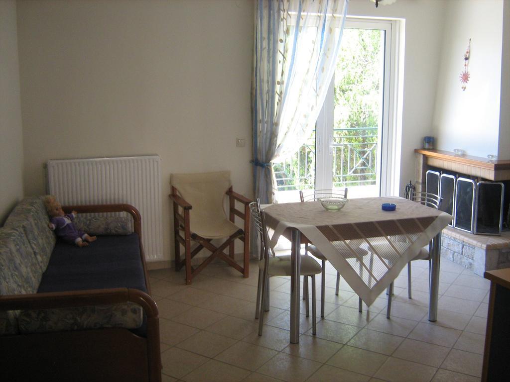 Filoxenia Apartment Levídhion Cameră foto
