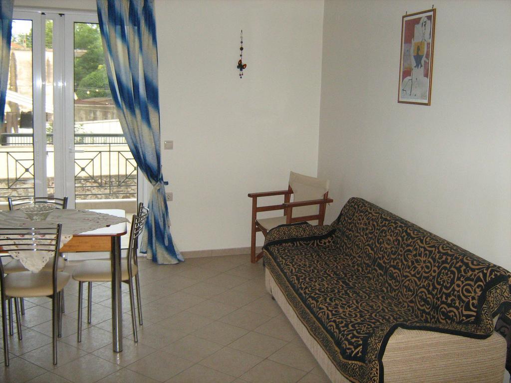 Filoxenia Apartment Levídhion Cameră foto